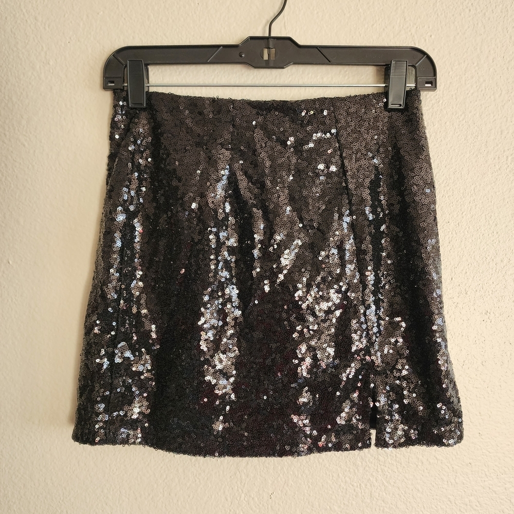 Sequin Mini Skirt - Black